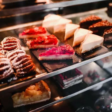 海滩别墅酒店 3*