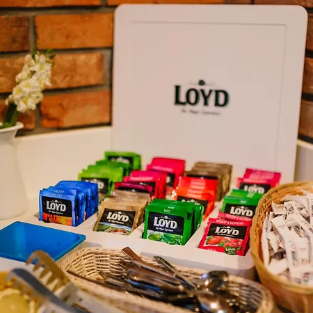 海滩别墅酒店 3*