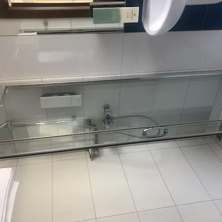 海滩别墅酒店 米兹多洛杰